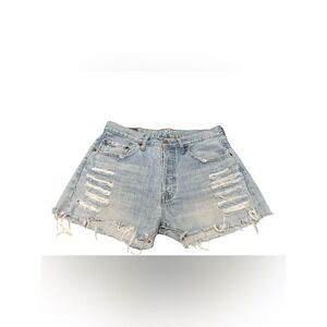 Levis 501 Distressed Denim Shorts Light Wash Raw Hem W33 501-0193